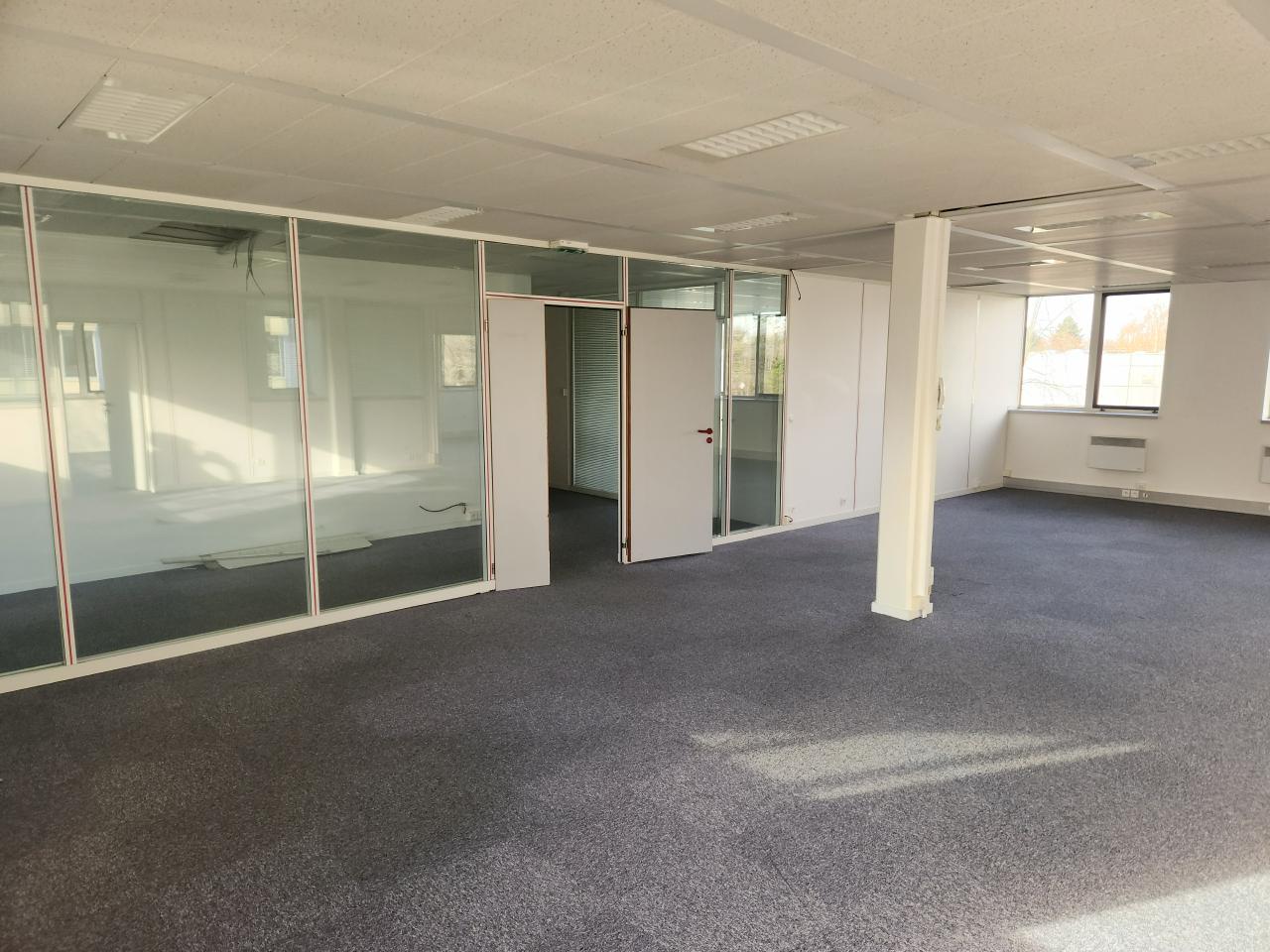 Bureau Saint Thibault des Vignes 1139m² Location bureau Saint Thibault des Vignes Seine-et-Marne OLBUR2105828 2
